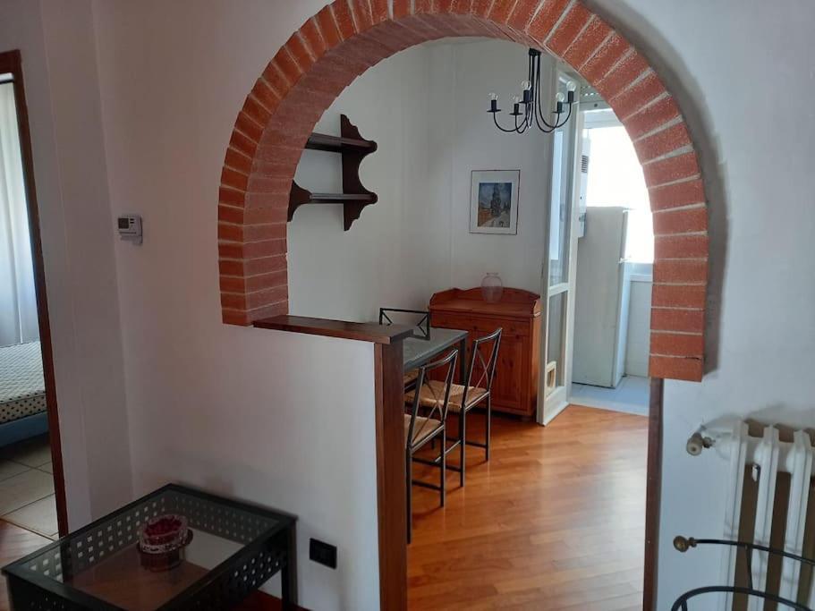 Casa Lola Apartment Livorno Luaran gambar